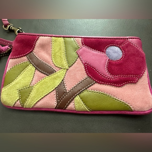 Coach RARE Suede Leather Poppy Wristlet Wallet Pink Green Floral Beautiful - Picture 3 of 8